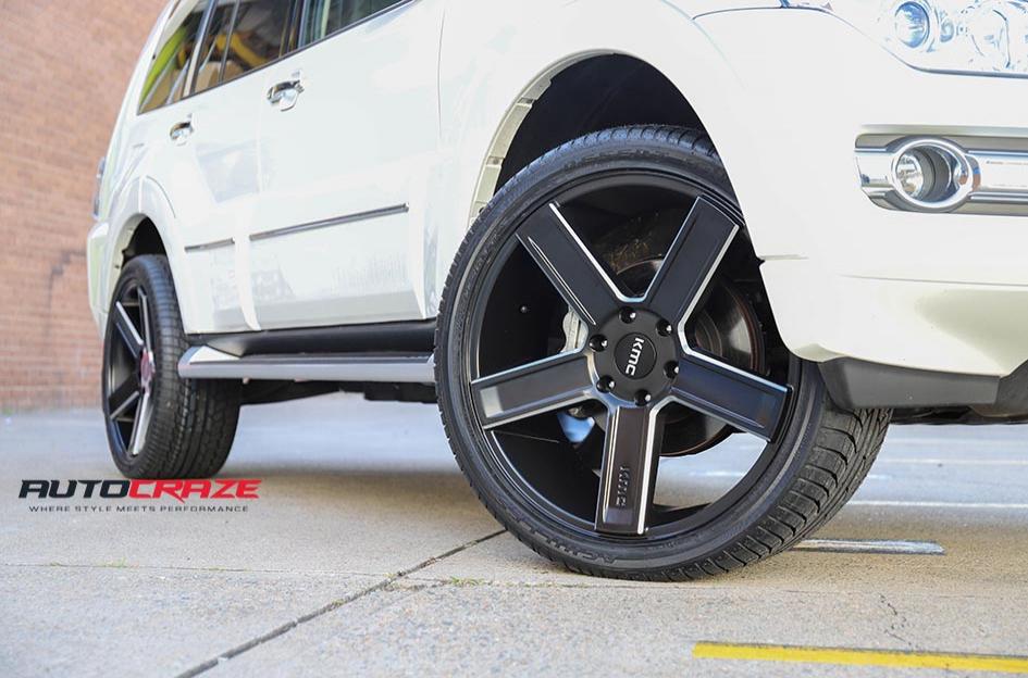 MITSUBISHI PAJERO DUECE SATIN BLACK MILLED